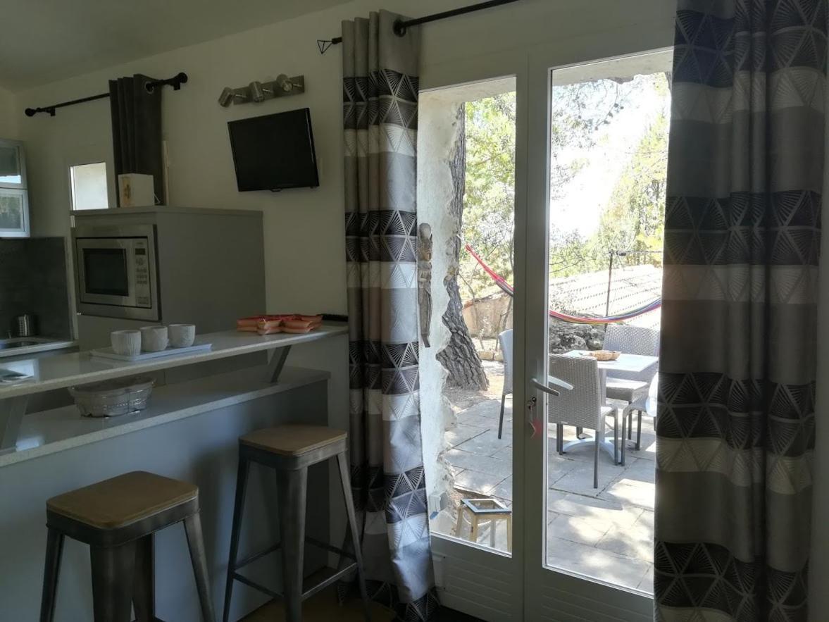 Gite Avec Spa Jacuzzi Au Coeur De Provence Cote D'Azur Saint-Antonin-du-Var Bagian luar foto